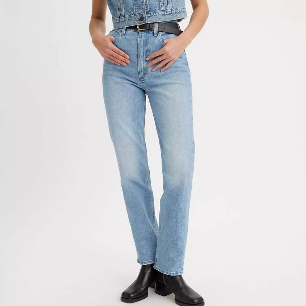 NWOT Levi's 70's High Slim Straight Jeans